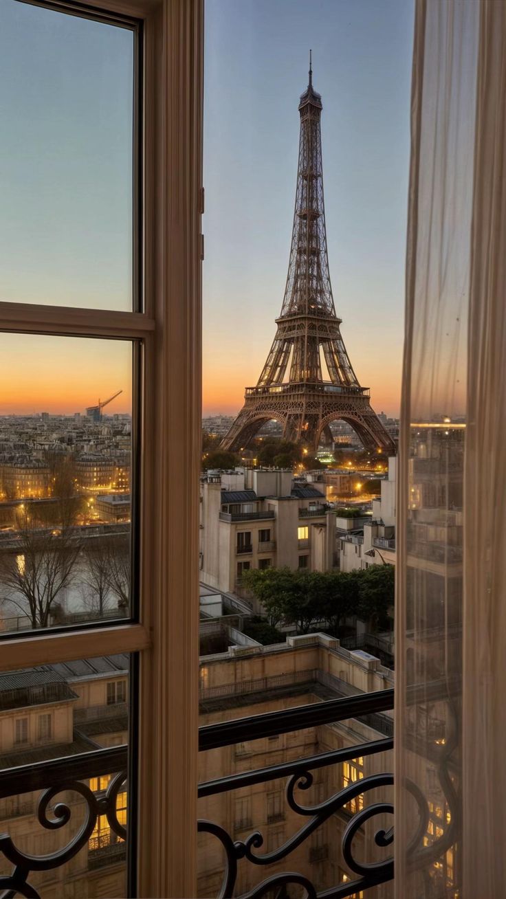 Paris Luxury
